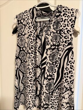 Tie-Neck Sleeveless Camisole in Black & White Animal Mix